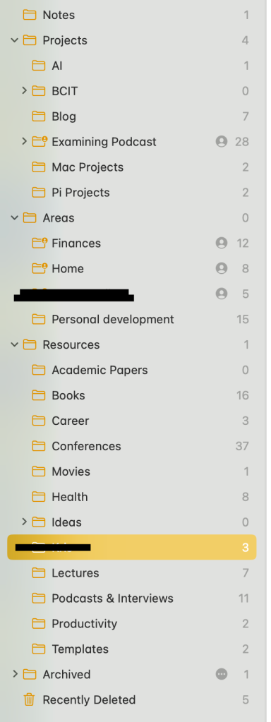 Apple Notes folder - expanded PARA method view with sub-folders.